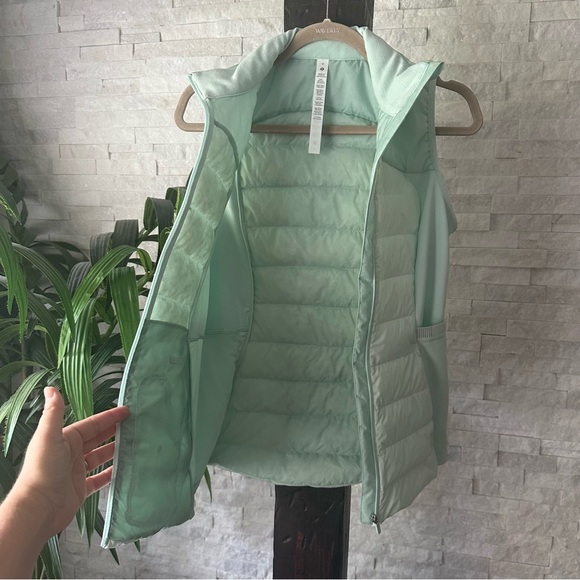 Lululemon “Down for it All” Delicate Mint Sea foam Green Goose Down Vest Size 8 - Picture 8 of 15